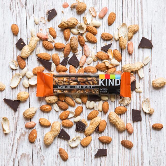 KIND Peanut Butter Dark Chocolate Snack Bars Multipack thumbnail 8