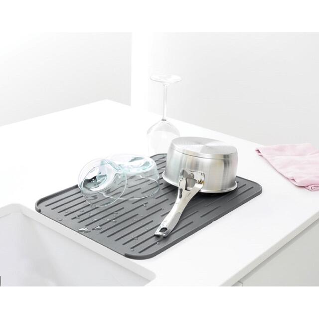 Brabantia Silicone Dish Drying Mat Dark Grey thumbnail 2