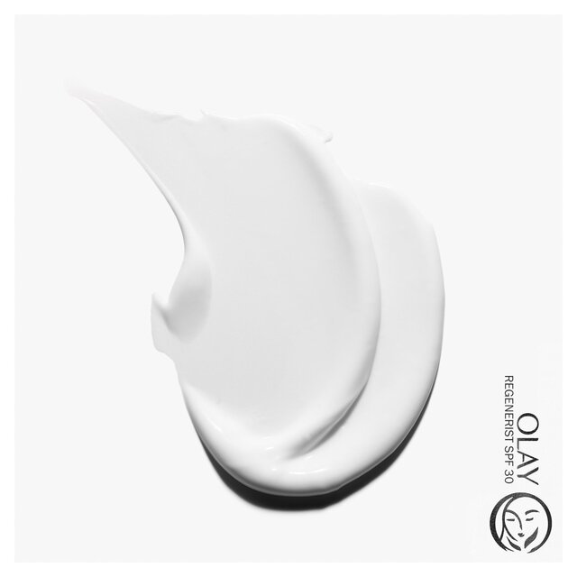 Olay Regenerist 3 Point Anti-Ageing Firming Day Cream SPF30 thumbnail 2