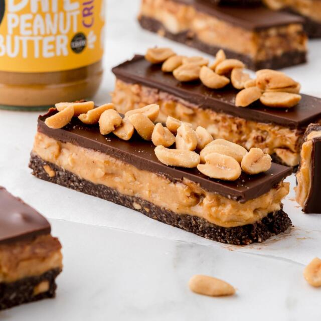 Yumello Crunchy Salted Date Peanut Butter thumbnail 2