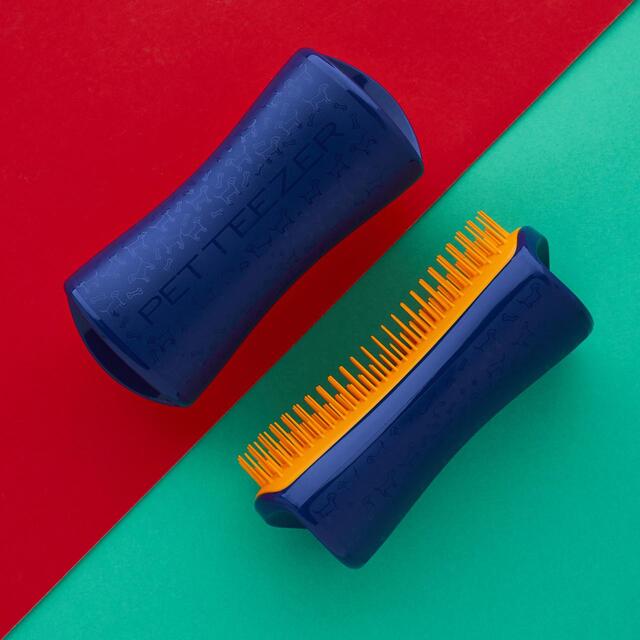 Pet Teezer Detangling Dog Grooming Brush - Navy / Orange thumbnail 5