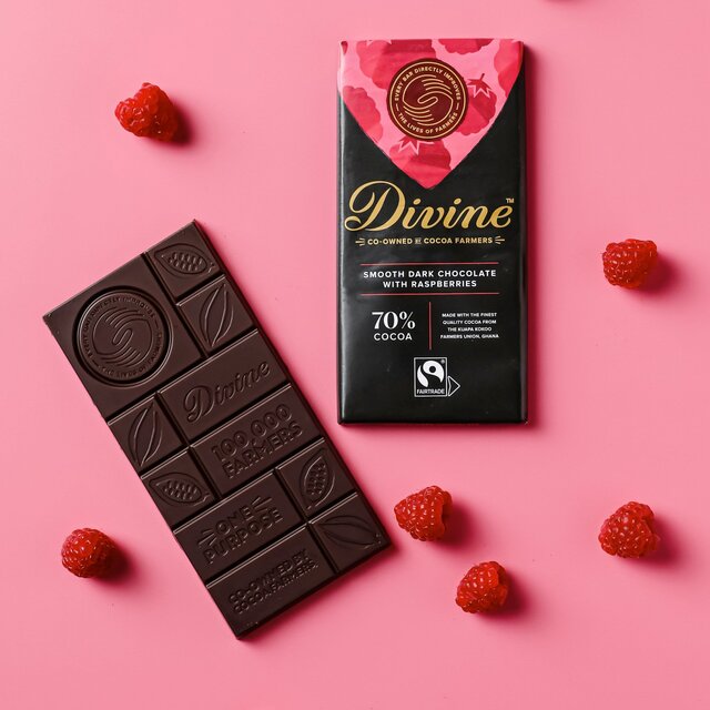 Divine 70% Dark Chocolate with Raspberry thumbnail 2