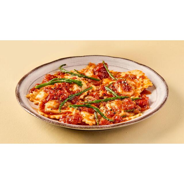 Pasta Evangelists Lobster, Crab & Prawn Ravioli Dinner for 2 Kit thumbnail 2