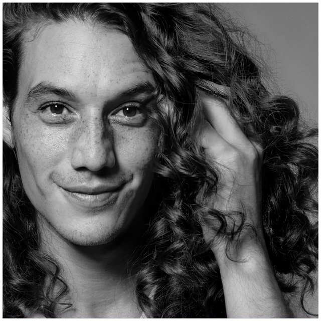 Aussie Miracle Moist Travel Shampoo thumbnail 4