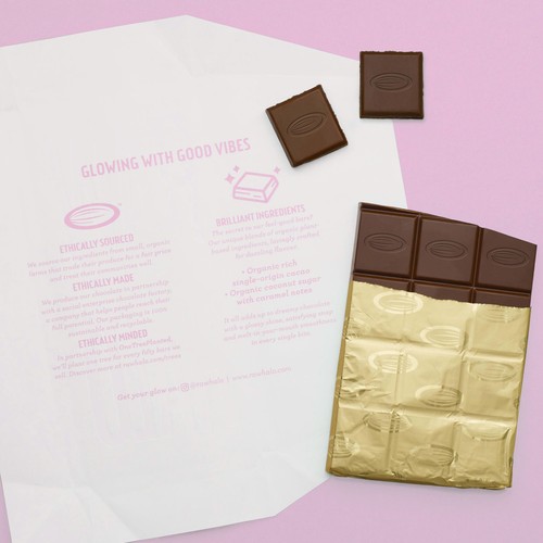 Raw Halo Vegan Mylk & Pink Salt Chocolate Bar thumbnail 3