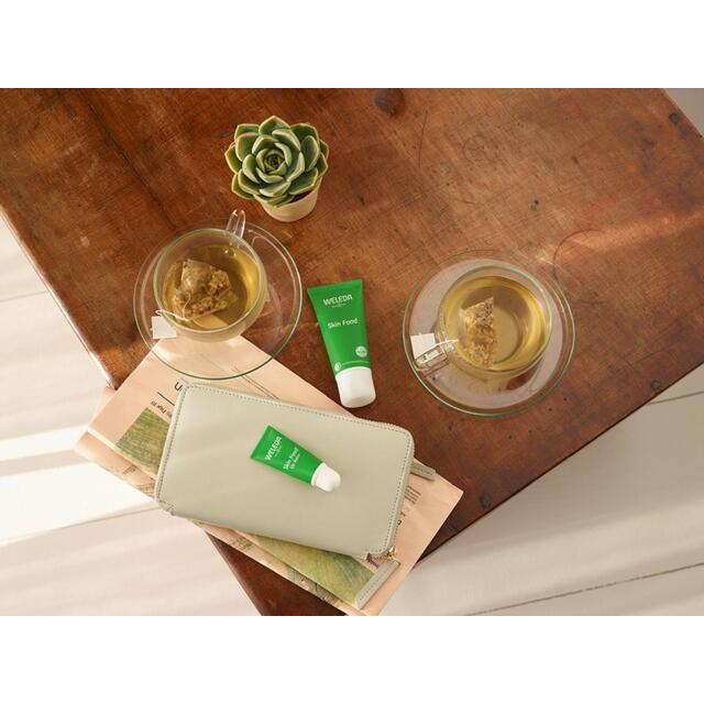 Weleda Skin Food Moisturiser Face and Body Natural Organic Dry Skin, Primer thumbnail 7