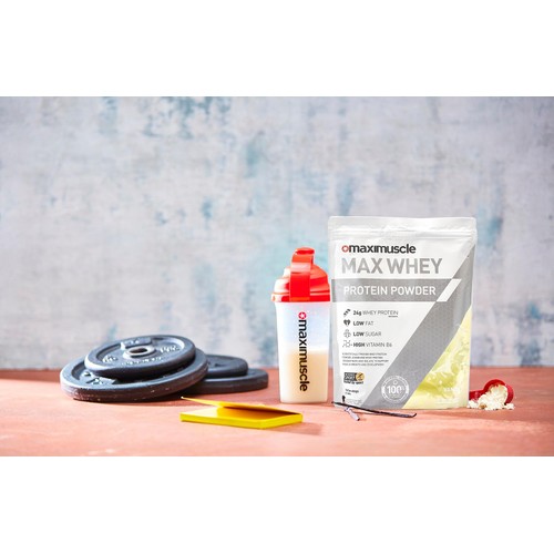 Maximuscle Vanilla Max Whey Protein Powder  thumbnail 3