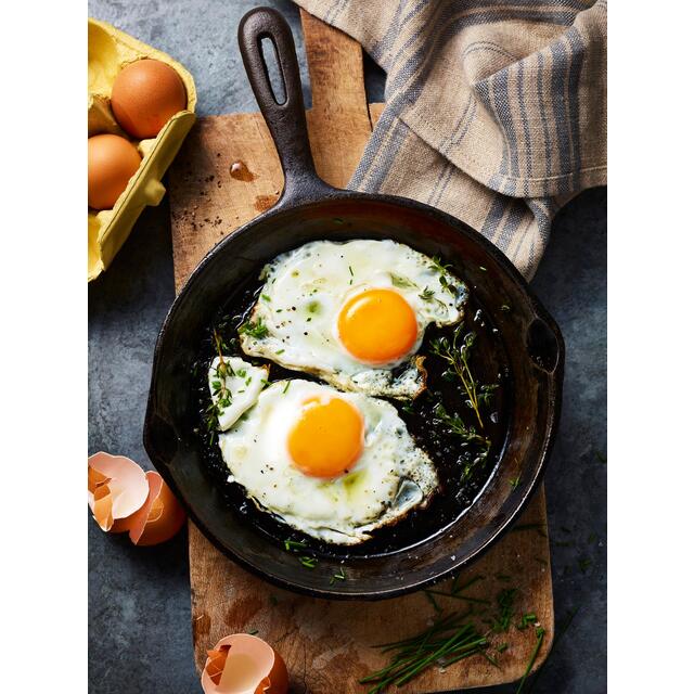 M&S Large Free Range Eggs thumbnail 4