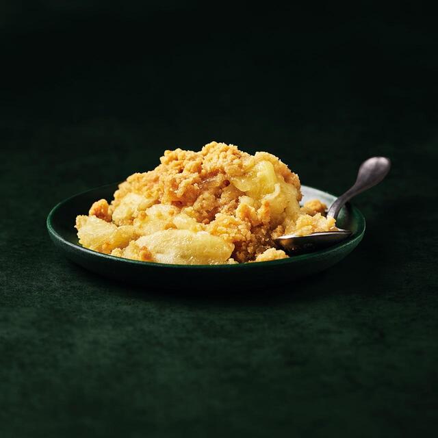 M&S Bramley Apple Crumble thumbnail 3