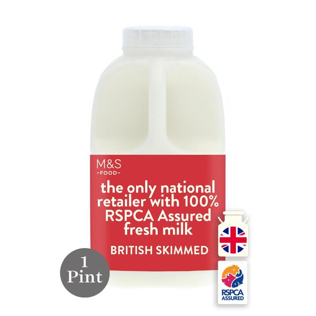M&S Select Farms British Skimmed Milk 1 Pint