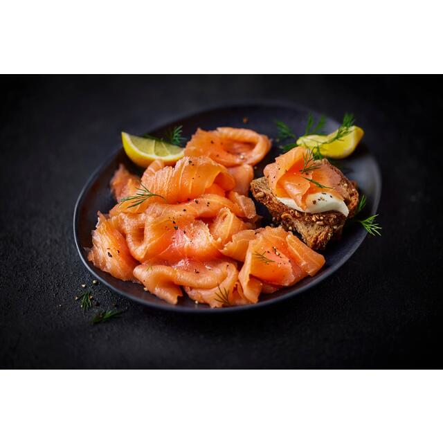 M&S Collection Scottish Mild & Delicate Smoked Salmon thumbnail 3