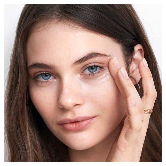 Olay Deep Hydrating Eye Gel thumbnail 4