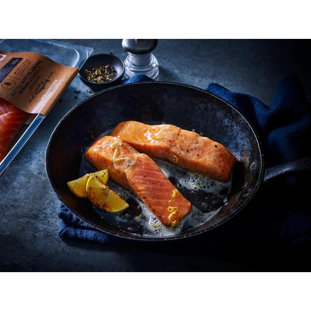 M&S 2 Lightly Smoked Salmon Fillets thumbnail 3