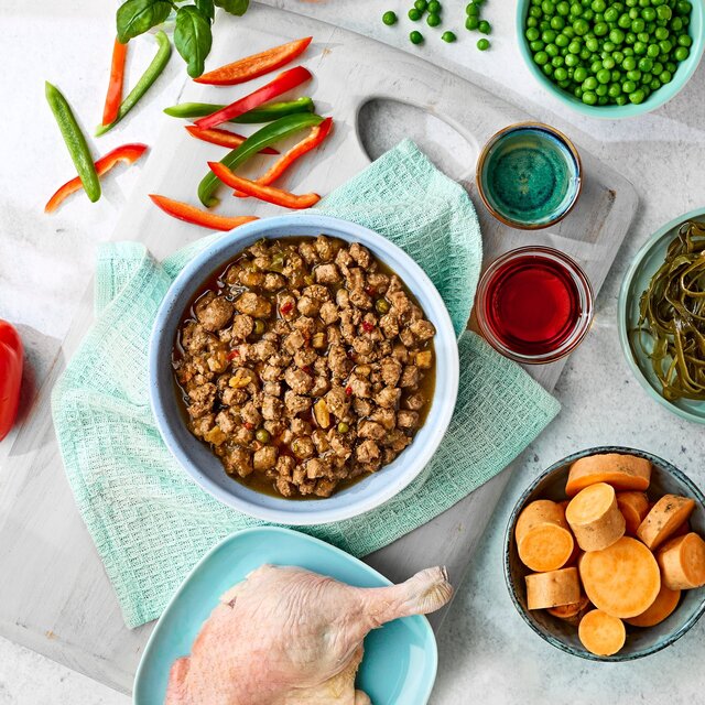 Naturo Grain & Gluten Free Duck in Herb Gravy thumbnail 3