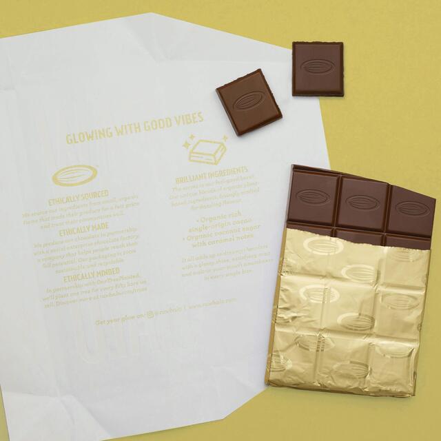 Raw Halo Vegan Dark & Salted Caramel Chocolate Bar thumbnail 3