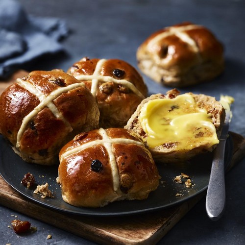 M&S 4 Luxury Fruited Hot Cross Buns thumbnail 2