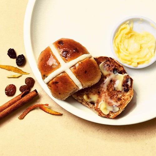 M&S 9 Mini Luxury Fruited Hot Cross Buns thumbnail 5