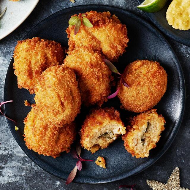 M&S 12 Mini Chicken Kyivs Frozen thumbnail 2