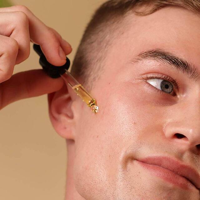 Evolve Organic Rosehip Miracle Oil thumbnail 2