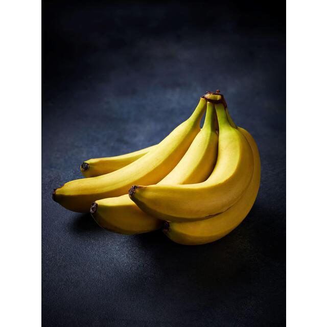 M&S Organic Fairtrade Bananas thumbnail 2