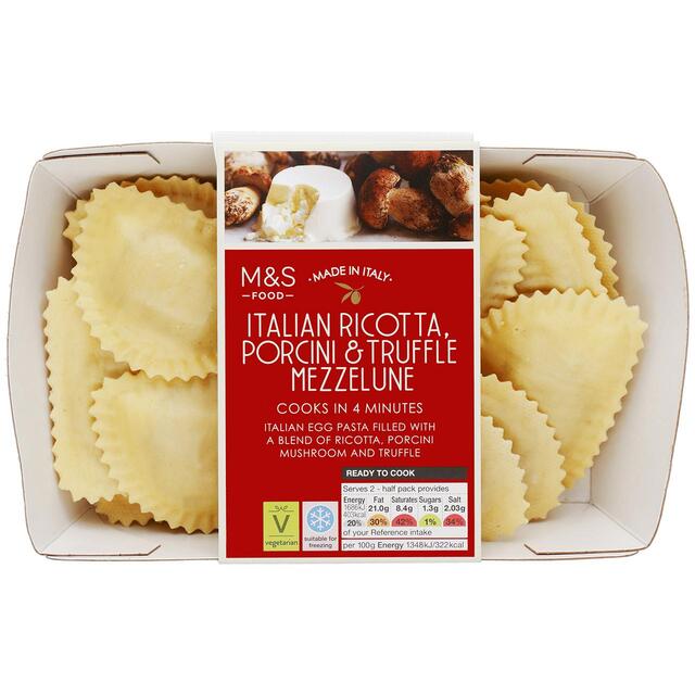 M&S Made In Italy Ricotta, Porcini & Truffle Mezzelune