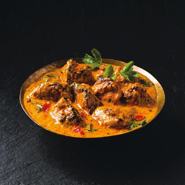M&S Our Best Ever Chicken Tikka Masala thumbnail 3
