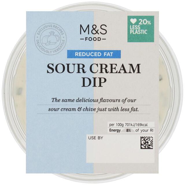 M&S Reduced Fat Sour Cream Dip thumbnail 3