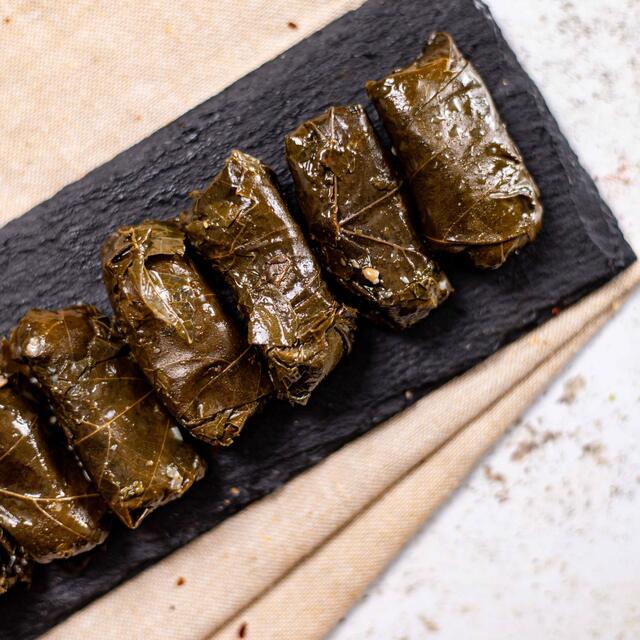 M&S Handcrafted 8 Stuffed Vine Leaves thumbnail 4