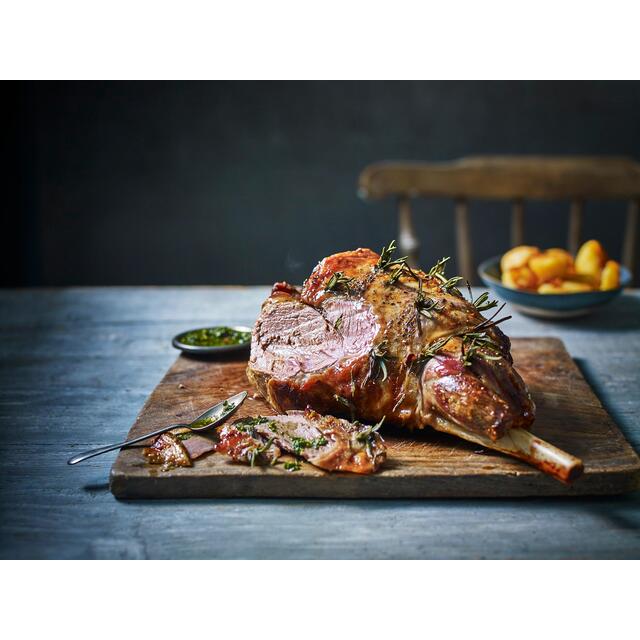 M&S Select Farms Bone in Half Lamb Leg thumbnail 3