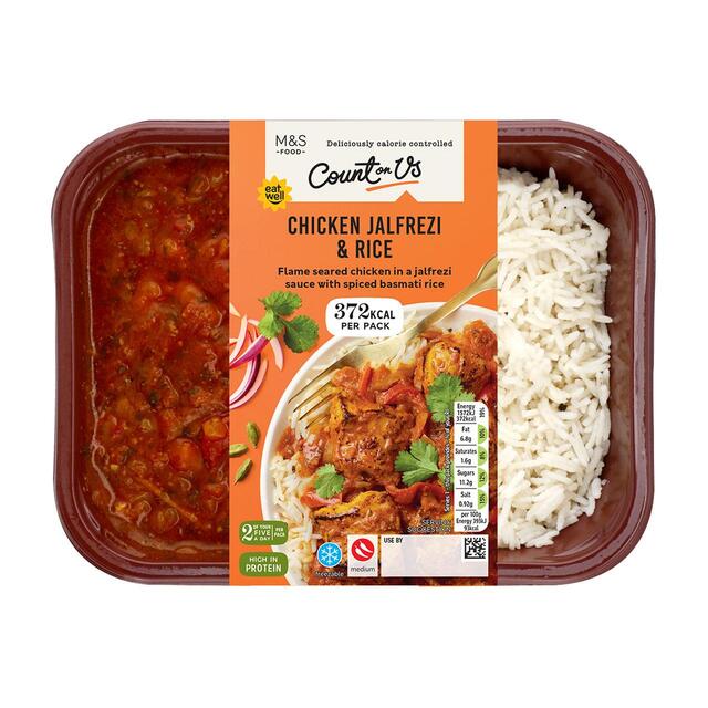 M&S Count On Us Chicken Jalfrezi with Rice thumbnail 2