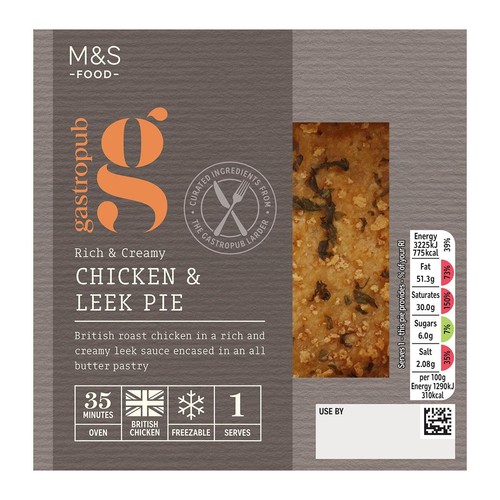 M&S Gastropub Chicken & Leek Pie for One thumbnail 3