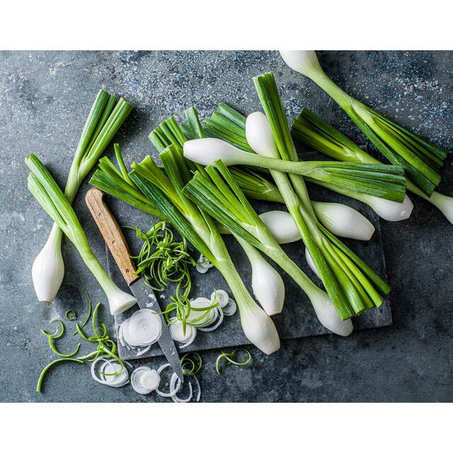 M&S Large Salad Onions thumbnail 2