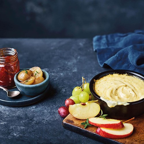 M&S Collection Cornish Cruncher & Cider Cheese Bake thumbnail 2