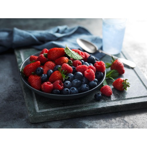 M&S Mixed Berries thumbnail 2
