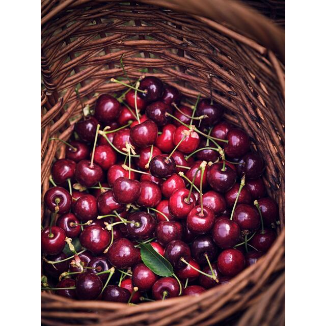 M&S Collection King Cherries thumbnail 2