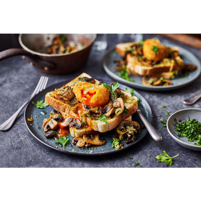 M&S British White Mushrooms thumbnail 4