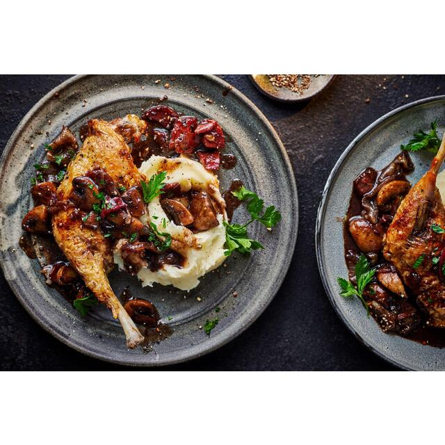 M&S British White Mushrooms thumbnail 5