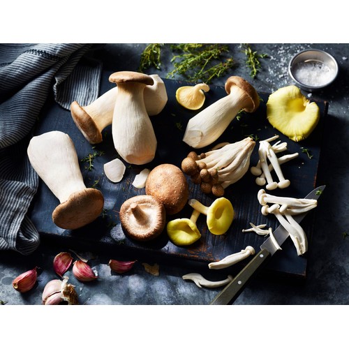 M&S Collection Mixed Exotic Mushrooms thumbnail 3