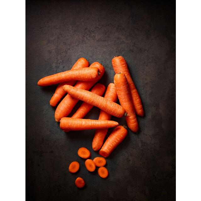 M&S Sweet & Crunchy Carrots thumbnail 2