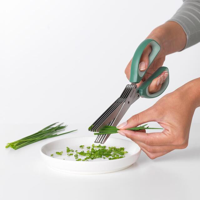 Brabantia Herb Scissors Plus Cleaning Tool Fir Green thumbnail 2