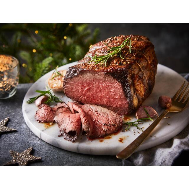 M&S Collection Aberdeen Angus Beef Roasting Joint thumbnail 3