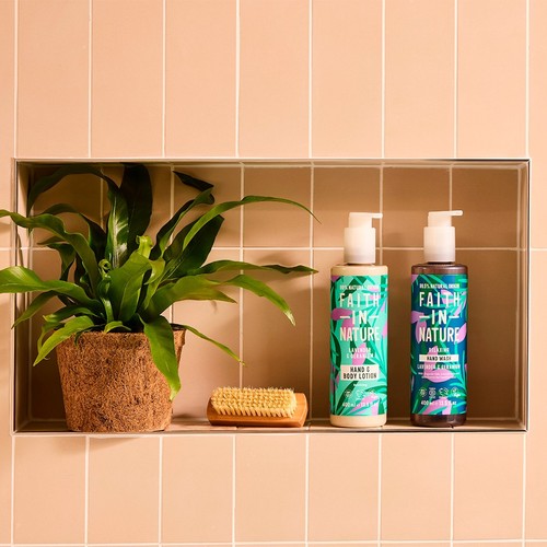 Faith in Nature Lavender & Geranium Hand Wash thumbnail 9