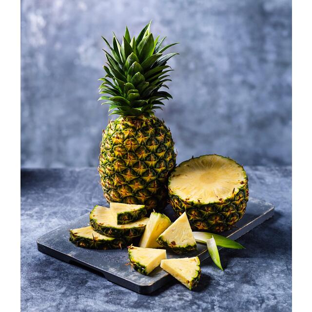M&S King Pineapple thumbnail 3