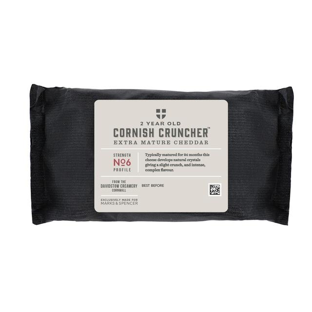 M&S Cornish Cruncher Extra Mature Cheddar Cheese thumbnail 2