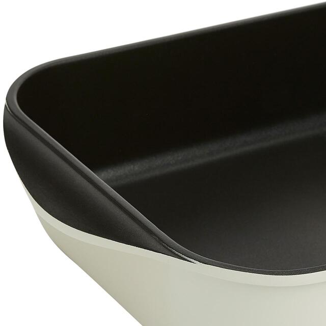 M&S Chef Cast Aluminium Roaster, Ivory thumbnail 4