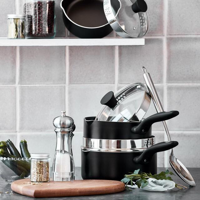 M&S Heart Wood Chopping Board thumbnail 4