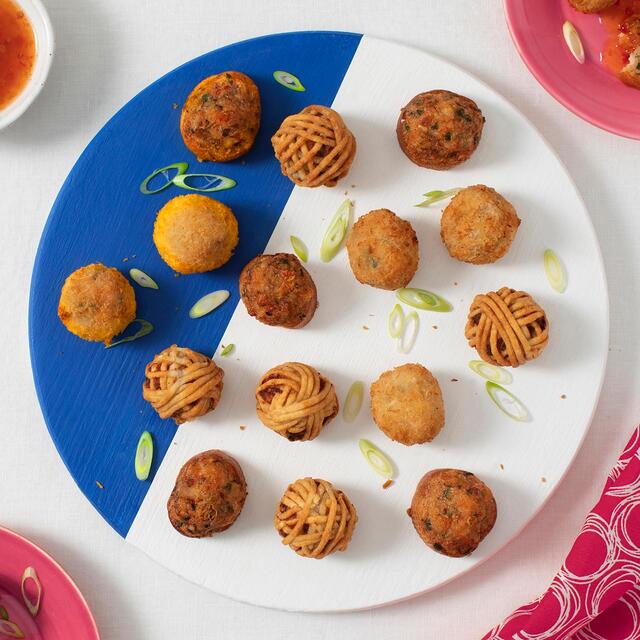 M&S 24 Tiger Prawn & Dim Sum Selection