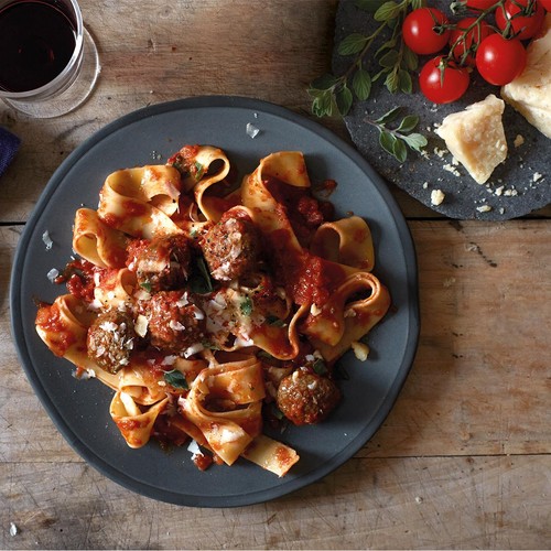 Daylesford Organic British Beef Meatballs thumbnail 4