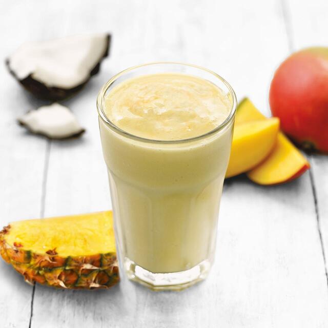 M&S Tropical Smoothie Mix Frozen thumbnail 4