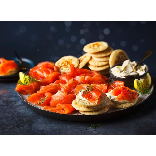 M&S Collection Mild & Delicate Smoked Salmon thumbnail 2